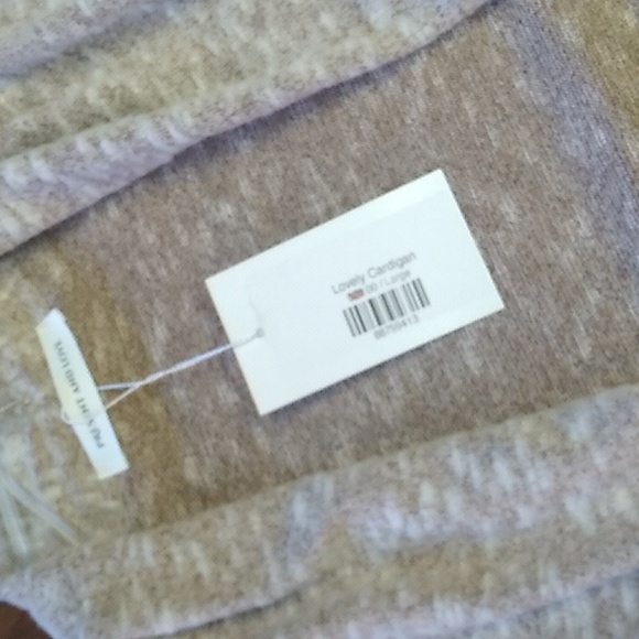 Present and Love women's sweater - Picture 4 of 10